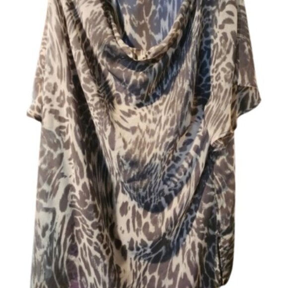 New York & Company Gray and White Animal Print Top - Picture 1 of 9